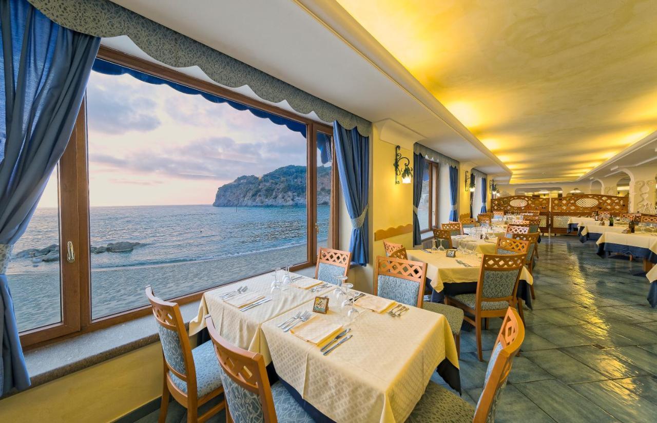 Tritone Resort&spa Hotel 4*