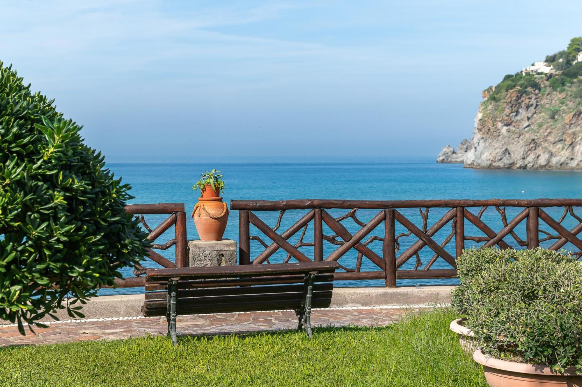 Terme Tritone & 4* Forio di Ischia