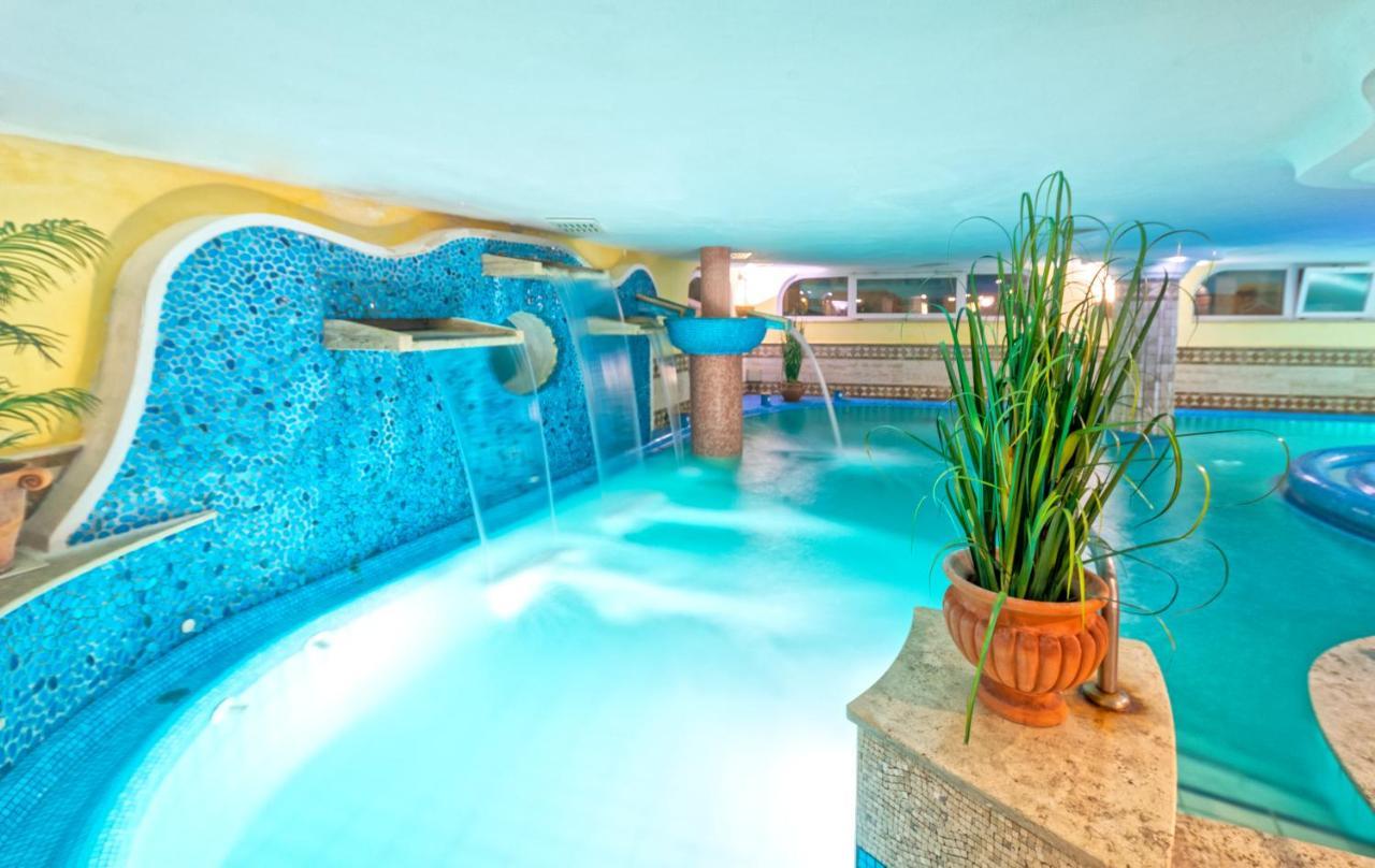 Terme Tritone & 4* Forio (Isola d'Ischia)