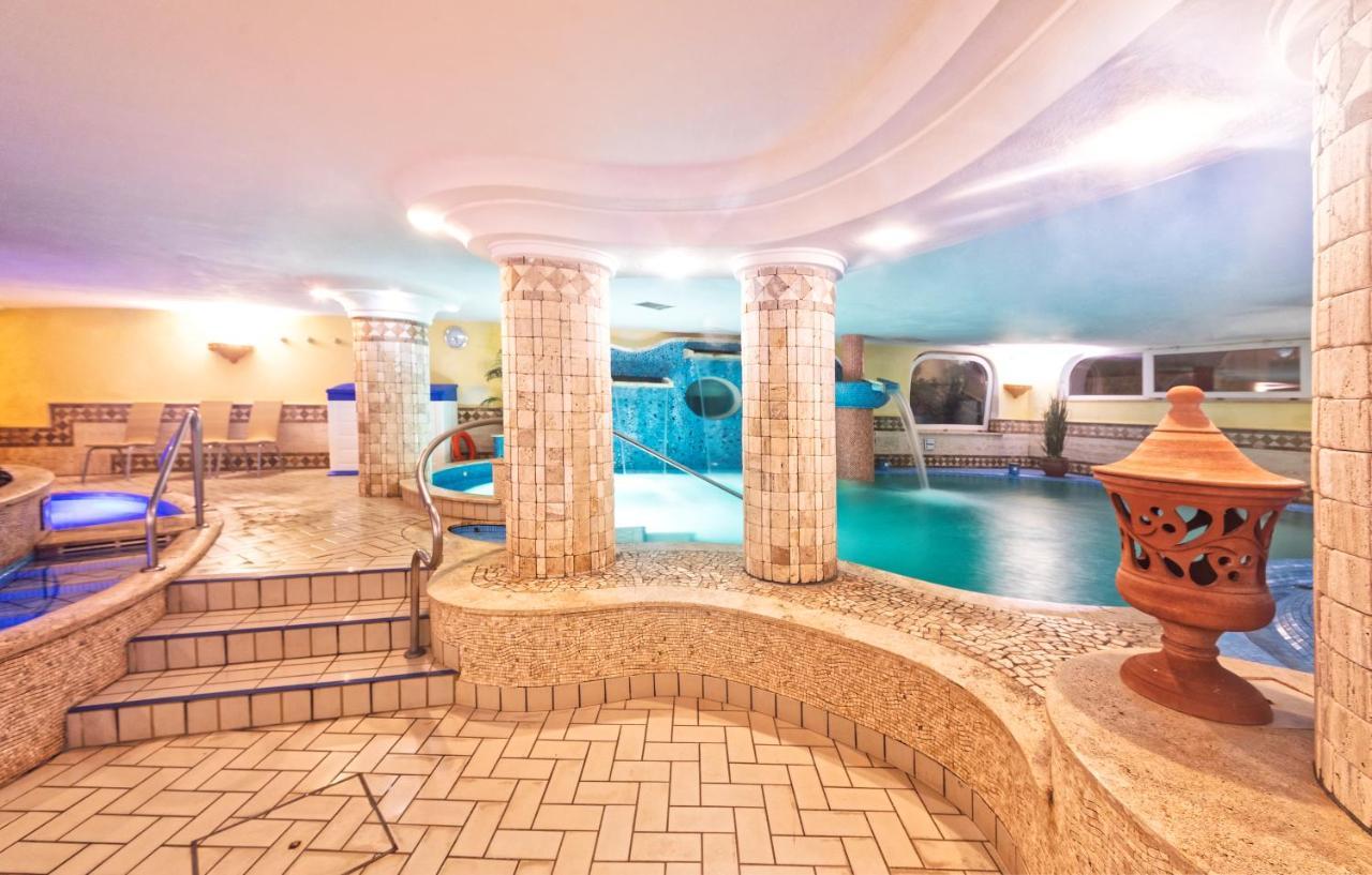 Terme Tritone & 4*